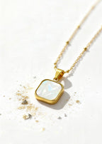 Geometric Pearl Onyx Pendant "Adjustable Chain"