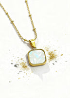 Geometric Pearl Onyx Pendant "Adjustable Chain"