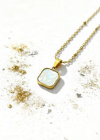 Geometric Pearl Onyx Pendant "Adjustable Chain"