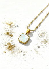 Geometric Pearl Onyx Pendant "Adjustable Chain"