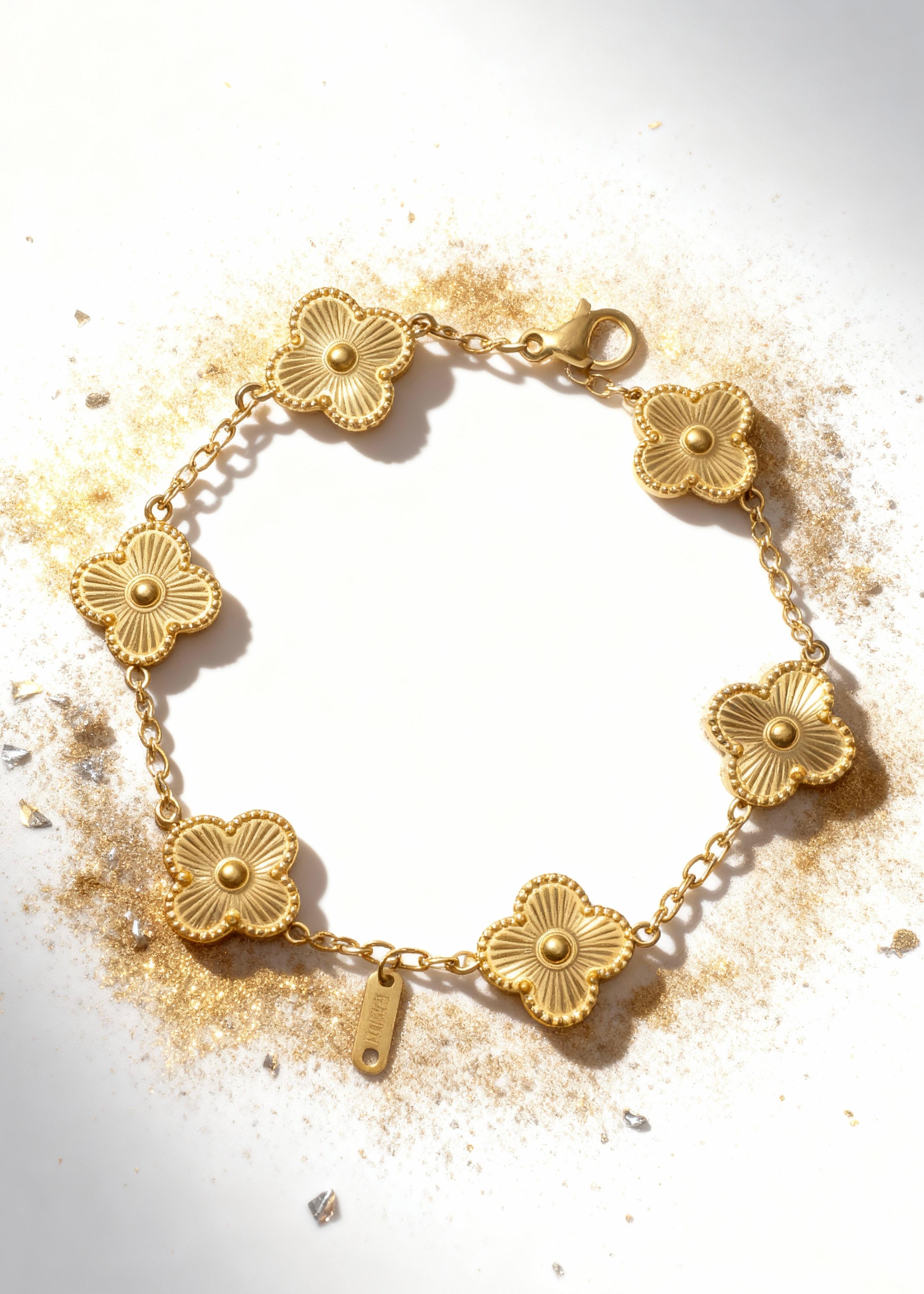 Gold Clover Bracelet "Adjustable"